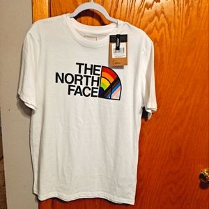 Nwt Men's (XL) North Face T-shirt